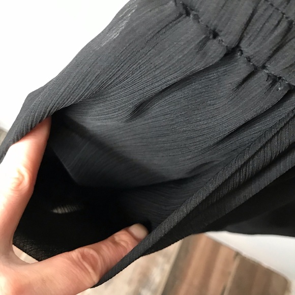 Guess • Black Size 7 Dress - Picture 3 of 5